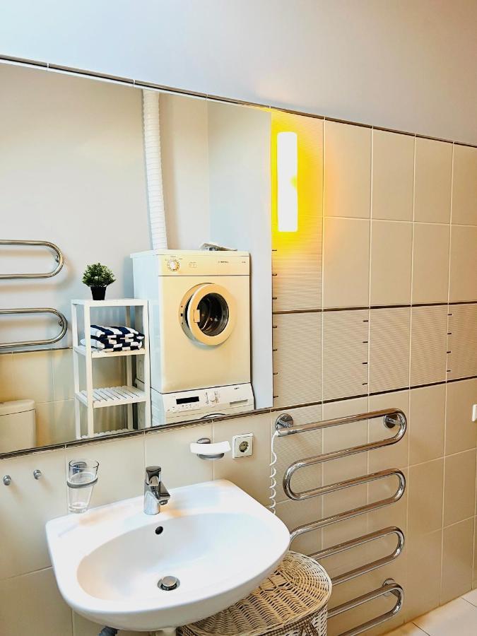 Super Apartment Old Town Клайпеда Экстерьер фото